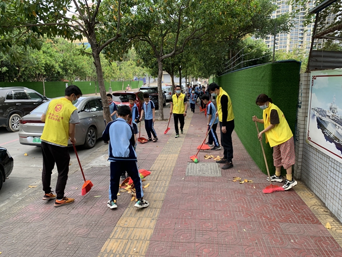 惠東縣實(shí)驗(yàn)小學(xué)開展“喜迎二十大，志愿建功行”學(xué)雷鋒志愿服務(wù)活動(dòng)簡(jiǎn)報(bào)2.jpg